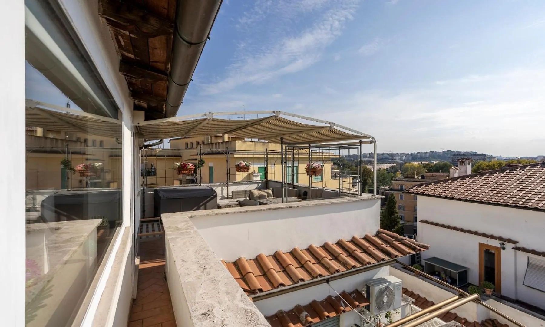 Ladolcevita - Ponte Milvio Stunning View Penthouse Rome Italy